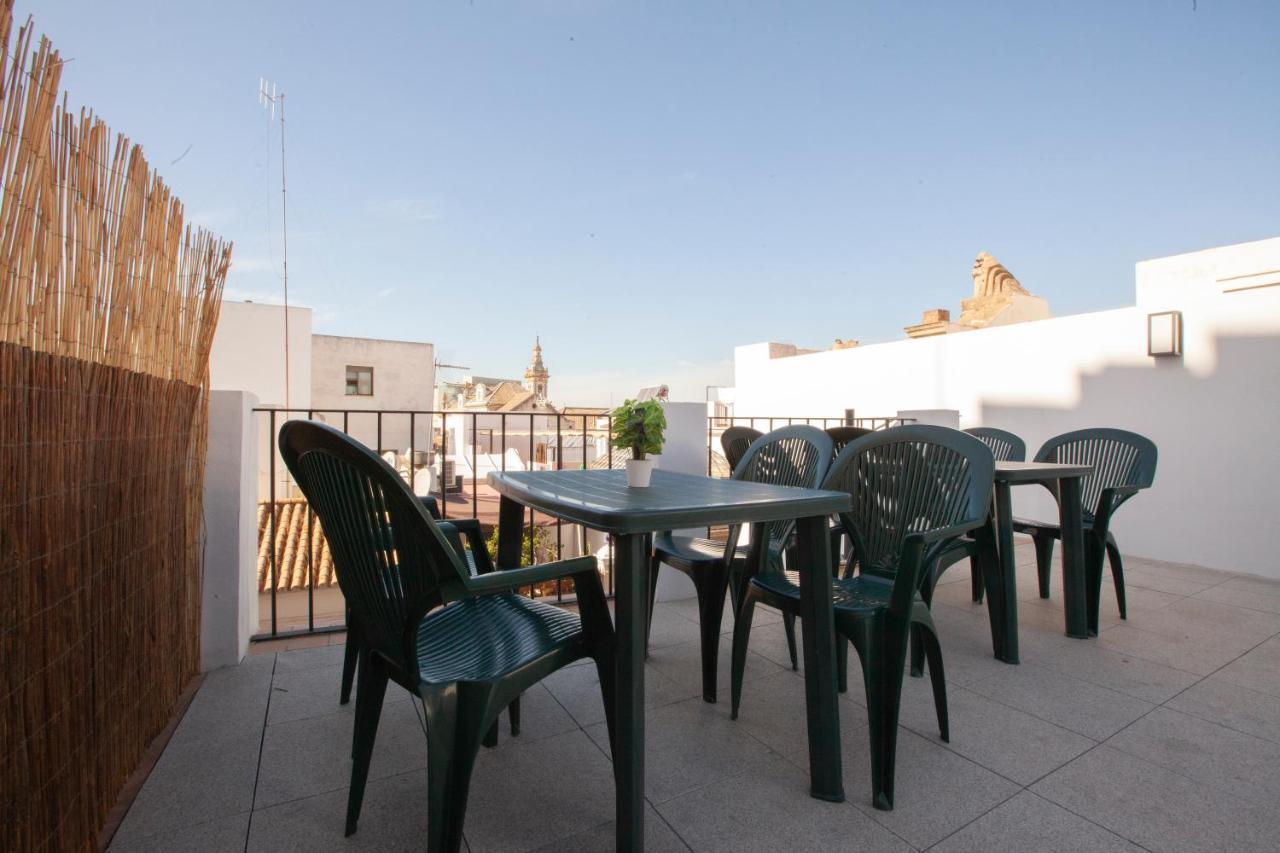 Hostel Ibarra By Bossh! Hotels Sevilla Bagian luar foto